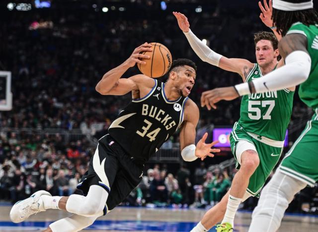 1676471031815059500.jpg https___hardwoodhoudini.com_wp-content_uploads_imagn-images_2017_07_19996415.jpg