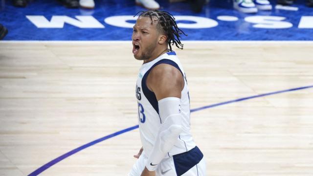 1650903464137098694.jpg Jalen-Brunson-wont-give-the-Mavericks-a-discount.jpg